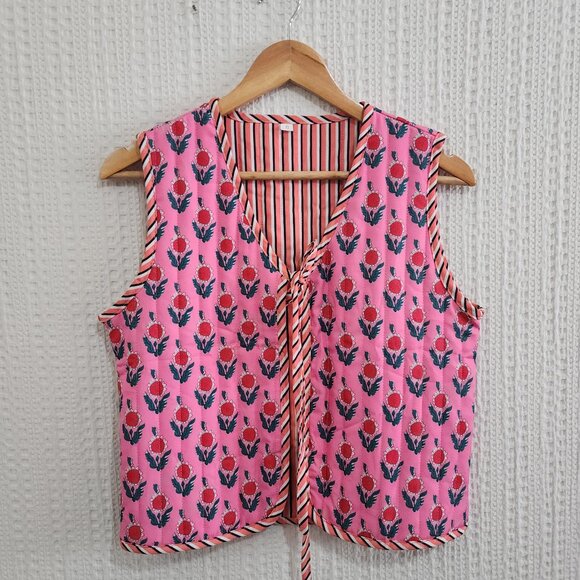 Amazon Cropped Floral Quilted Puffer Vest Printed Padded Gilet Outwear Small - Picture 2 of 13